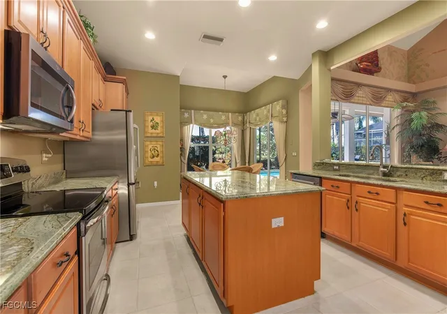 Photo 4 of Sale Pending at 9090 Prosperity Way, Fort Myers, FL 33913 | MLS# 2026000910 | Listing updated on 2026-08-27