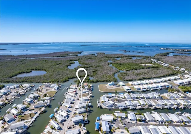 Photo 1 of Manufactured home for sale at 3904 Dewberry Ln, Saint James City, FL 33956 | MLS# 2025025799 | Listing updated on 2026-08-18
