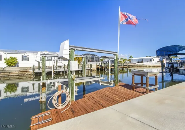 Photo 2 of Manufactured home for sale at 3904 Dewberry Ln, Saint James City, FL 33956 | MLS# 2025025799 | Listing updated on 2026-08-18