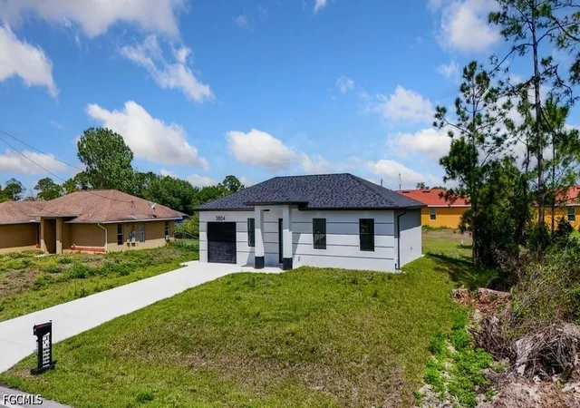 2nd image of 3804 8th Street Sw, Lehigh Acres, FL 33976 | MLS# 2026002008