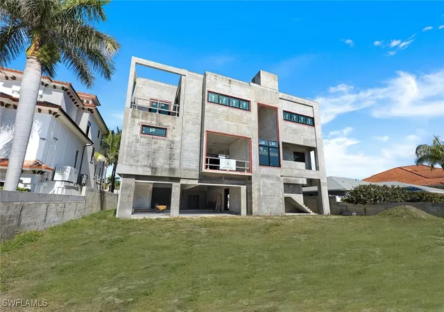 Photo 3 of Mansion for sale at 415 Seabee Ave, Naples, FL 34108 | MLS# 226000197 | Listing updated on 2026-08-17
