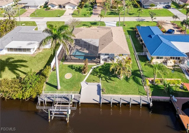 Photo 4 of Single family home for sale at 1936 SE 31st Terrace, Cape Coral, FL 33904 | MLS# 2026002225 | Listing updated on 2026-08-25