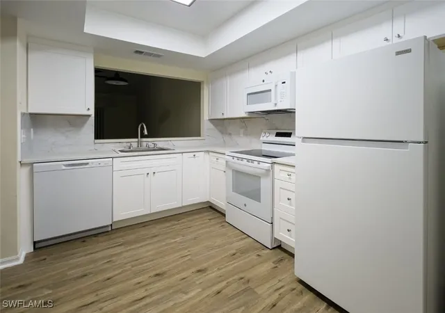 Photo 3 of Townhouse for sale at 4209 Castlewood Dr, Holiday, FL 34691 | MLS# 226002466 | Listing updated on 2026-08-26