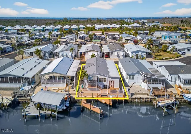Photo 3 of Manufactured home for sale at 3088 Skipper Ln, Saint James City, FL 33956 | MLS# 2026002960 | Listing updated on 2026-08-19