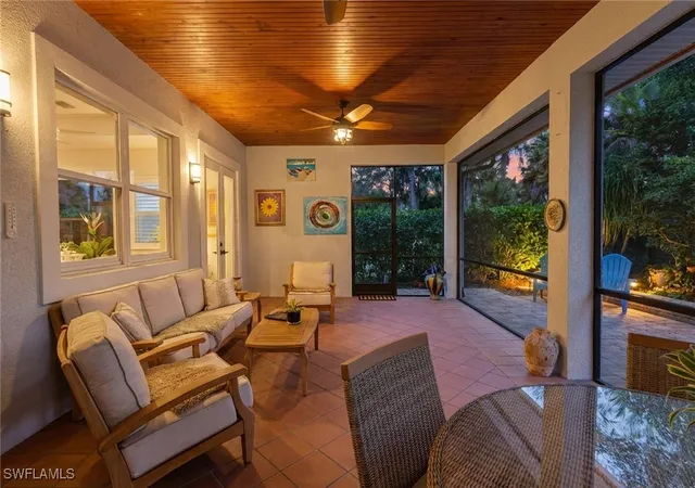 Photo 3 of Single family home for sale at 4778 Europa Dr, Naples, FL 34105 | MLS# 226003388 | Listing updated on 2026-08-23