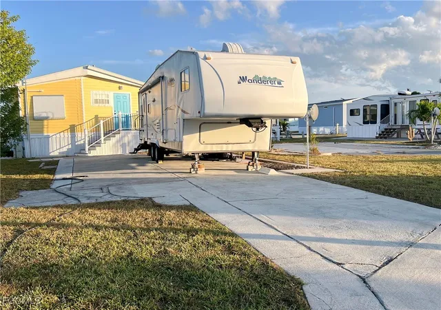 Photo 3 of Land for sale at 19681 Summerlin #178 Rd, Fort Myers, FL 33908 | MLS# 2026004417 | Listing updated on 2026-08-30