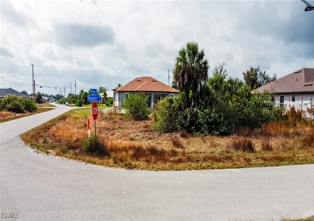 Photo 1 of Land for sale at 364 Poplar St, Lehigh Acres, FL 33974 | MLS# 2026004687 | Listing updated on 2026-08-14