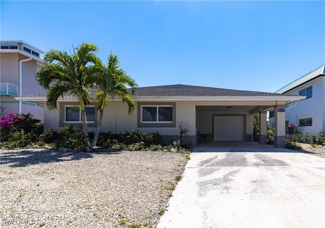 Photo 2 of Single family home for sale at 164 Trinidad St, Naples, FL 34113 | MLS# 226003805 | Listing updated on 2026-08-24