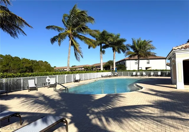 Photo 2 of Townhouse for sale at 1376 Weeping Willow Ct, Cape Coral, FL 33909 | MLS# 2026005471 | Listing updated on 2026-08-18