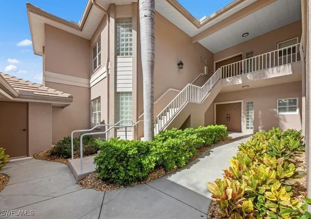 Listing Photo 3 - Condo for sale in building located at 26290 Devonshire Ct, Bonita Springs, FL 34134 - Unit #201