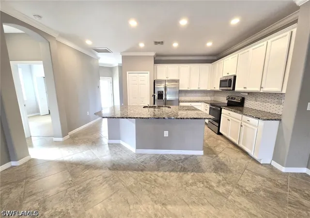 Photo 4 of Sale Pending at 9163 Woodhurst Dr, Naples, FL 34120 | MLS# 226005982 | Listing updated on 2026-08-26