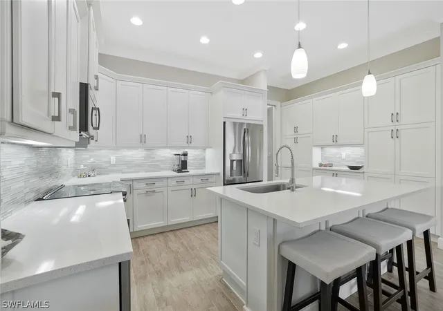 Photo 4 of Townhouse for sale at 5665 Highbourne Dr, Naples, FL 34113 | MLS# 226007268 | Listing updated on 2026-08-25