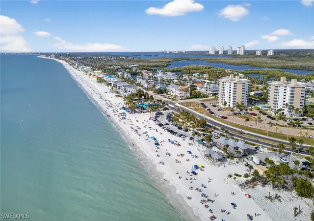 Listing Photo 5 - Condo for sale in building located at 5900 Bonita Bch Rd, Bonita Springs, FL 34134 - Unit #1402