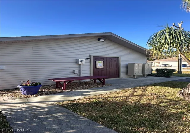 Listing Photo 2 - Condo for sale in building located at 5917 Littlestone Ct, North Fort Myers, FL 33903 - Unit #201