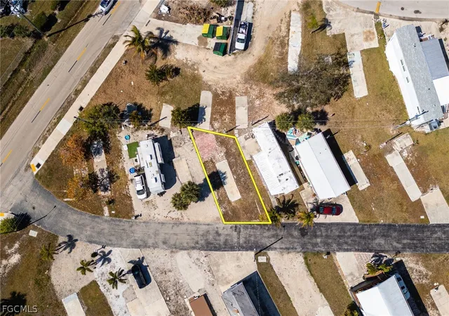 Photo 1 of Land for sale at 4 Helen Ln, Fort Myers Beach, FL 33931 | MLS# 2026008704 | Listing updated on 2026-08-28