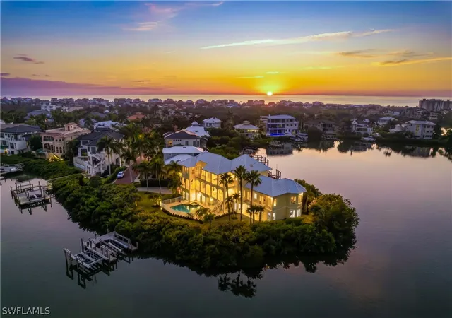 Photo 1 of Single family home for sale at 195 San Mateo Dr, Bonita Springs, FL 34134 | MLS# 226007032 | Listing updated on 2026-08-30