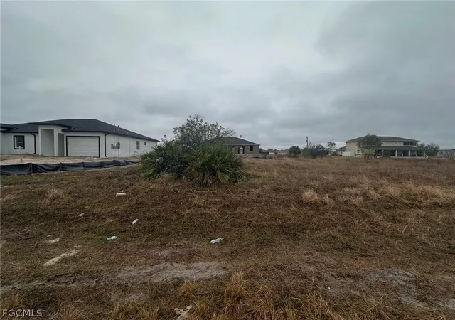 Photo 1 of Land for sale at 118 120 Milwaukee Blvd, Lehigh Acres, FL 33974 | MLS# 2026009154 | Listing updated on 2026-08-27
