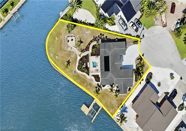 Photo 3 of Single family home for sale at 675 Randy Ln, Fort Myers Beach, FL 33931 | MLS# 226006812 | Listing updated on 2026-08-20