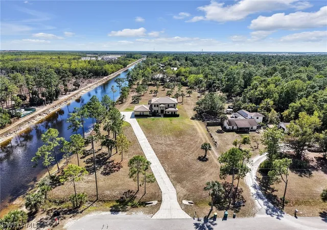 Photo 4 of Sale Pending at 3160 27th Avenue SW, Naples, FL 34117 | MLS# 226007543 | Listing updated on 2026-08-22