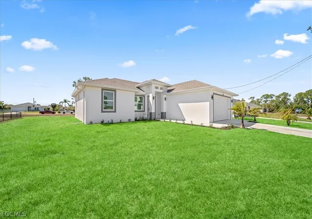 Photo 3 of Sale Pending at 2724 Nw 21st Street, Cape Coral, FL 33993 | MLS# 2026010056 | Listing updated on 2026-08-27