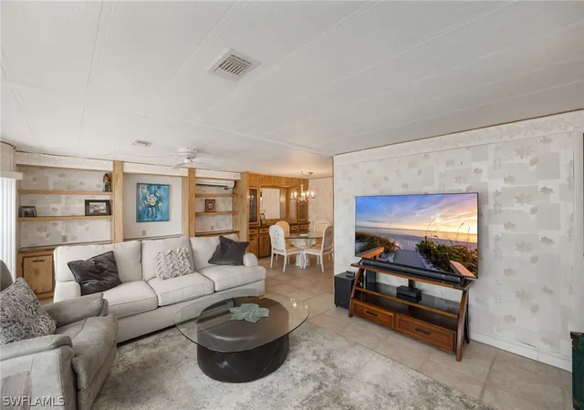 Photo 2 of Manufactured home for sale at 21 San Lu Rue Ave #21, Naples, FL 34104 | MLS# 226008817 | Listing updated on 2026-08-17