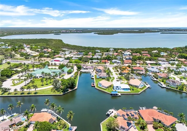 Photo 2 of Sale Pending at 400 S Barfield Dr, Marco Island, FL 34145 | MLS# 226009455 | Listing updated on 2026-08-19