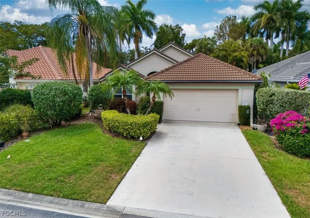 Photo 1 of Sale Pending at 9917 Las Casas Dr, Fort Myers, FL 33919 | MLS# 2026010509 | Listing updated on 2026-08-22
