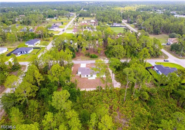 Photo 26 of Sale Pending at 1005 W 11th Street, Lehigh Acres, FL 33972 | MLS# 2026010693 | Listing updated on 2026-08-20