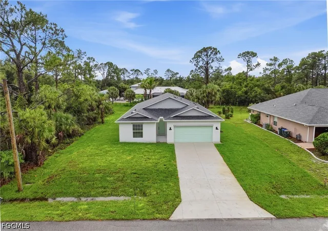 Photo 1 of Sale Pending at 4570 Oakley Rd, North Port, FL 34288 | MLS# 2026012366 | Listing updated on 2026-09-26