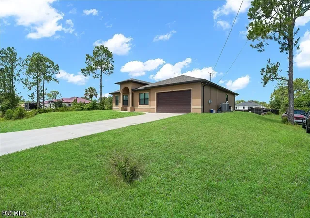 Photo 3 of Single family home for sale at 1105 James Ave, Lehigh Acres, FL 33936 | MLS# 2026012568 | Listing updated on 2026-08-30