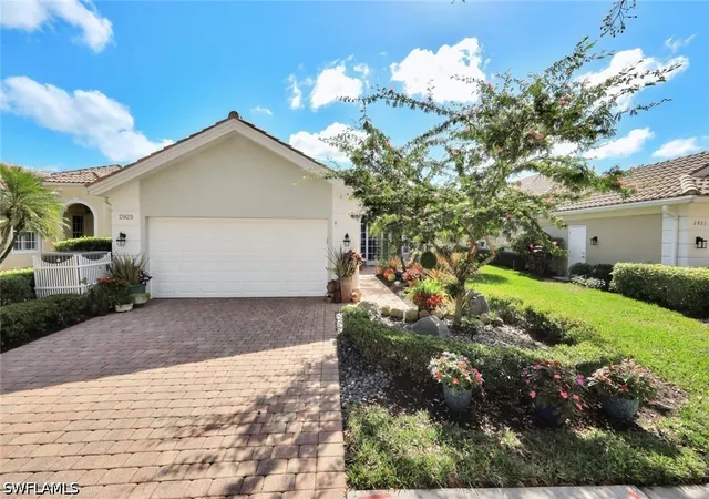 Photo 3 of Sale Pending at 2925 Gilford Way, Naples, FL 34119 | MLS# 226011319 | Listing updated on 2026-08-19