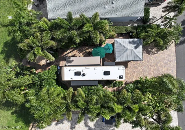 Photo 2 of Sale Pending at 5958 Brightwood Dr, Fort Myers, FL 33905 | MLS# 226008324 | Listing updated on 2026-08-20