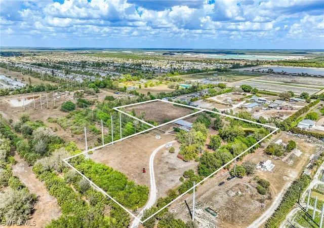 21st image of 26118 Cutting Horse Ln, Bonita Springs, FL 34135 | MLS# 226010382