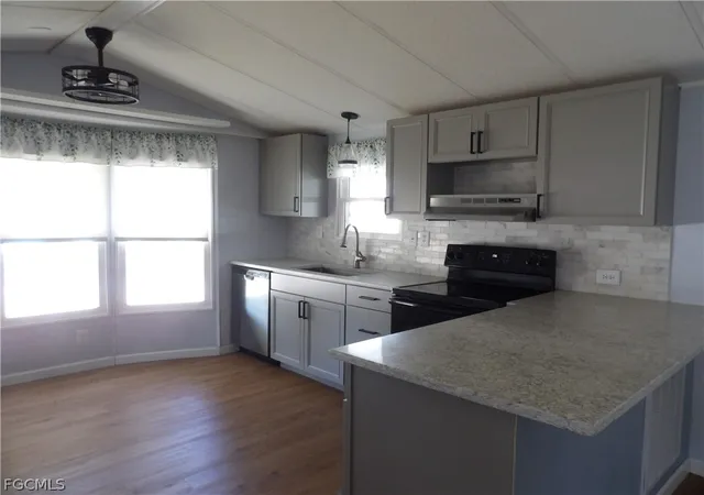Photo 4 of Manufactured home for sale at 113 Lantern Ln, North Fort Myers, FL 33917 | MLS# 2026012999 | Listing updated on 2026-08-23