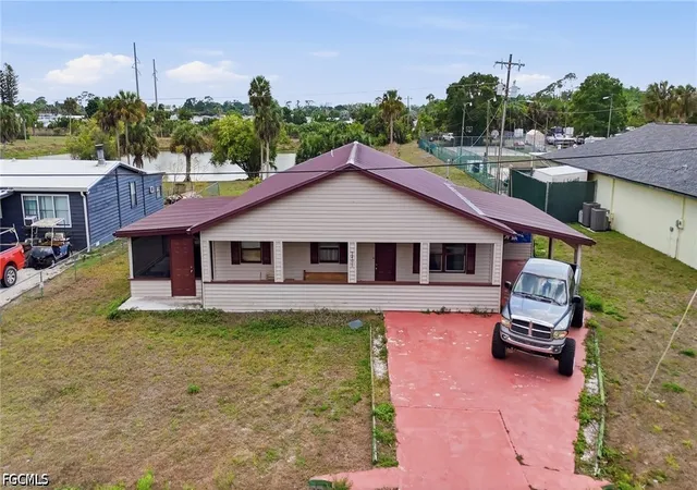 Photo 2 of Single family home for sale at 2405 Zoysia Ln, North Fort Myers, FL 33917 | MLS# 2026014665 | Listing updated on 2026-09-28