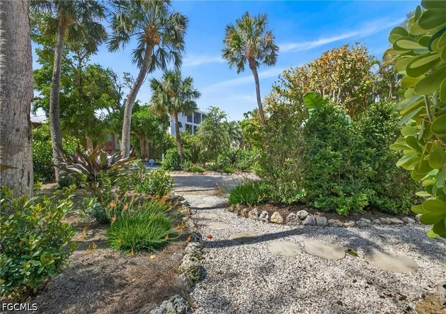 Photo 4 of Single family home for sale at 11536 Wightman Ln, Captiva, FL 33924 | MLS# 2026014698 | Listing updated on 2026-08-22