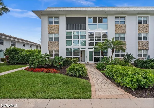Photo 1 of Sale Pending at 1021 3rd Street S #112, Naples, FL 34102 | MLS# 226014110 | Listing updated on 2026-08-21