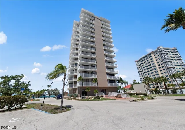 Listing Photo 3 - Condo for sale in building located at 8701 Estero Blvd, Bonita Springs, FL 33931 - Unit #507