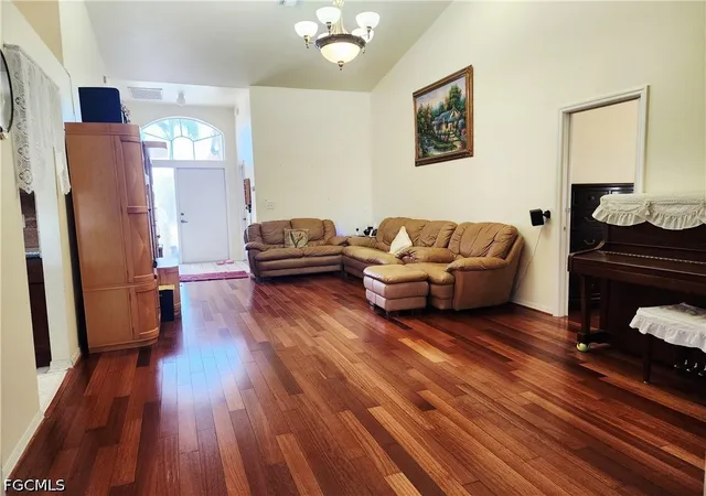 Photo 3 of Sale Pending at 17264 Oriole Rd, Fort Myers, FL 33967 | MLS# 2026016543 | Listing updated on 2026-08-27
