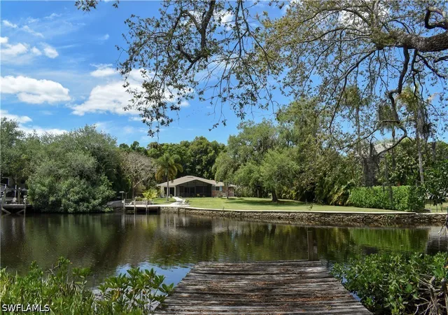 Photo 2 of Single family home for sale at 27213 Rio Vista Cir, Bonita Springs, FL 34135 | MLS# 226015155 | Listing updated on 2026-08-19