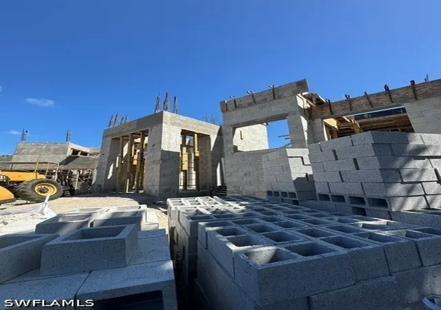 Photo 1 of Mansion for sale at 1261 Osprey Ct, Marco Island, FL 34145 | MLS# 226015182 | Listing updated on 2026-08-13