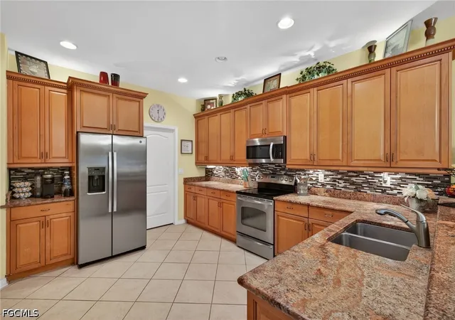 Photo 3 of Sale Pending at 12416 Muddy Crk Ln, Fort Myers, FL 33913 | MLS# 2026017026 | Listing updated on 2026-08-27