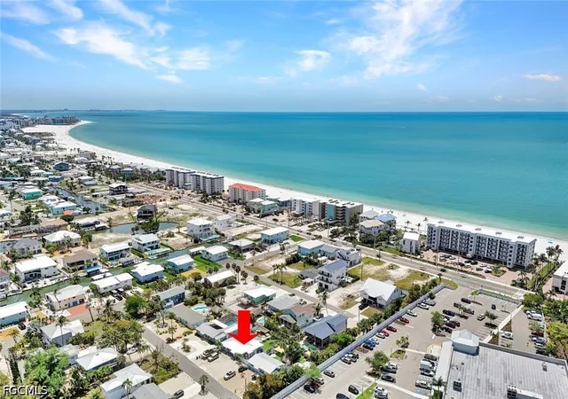 Photo 1 of Sale Pending at 4830 Coquina Rd, Fort Myers Beach, FL 33931 | MLS# 2026017120 | Listing updated on 2026-08-19