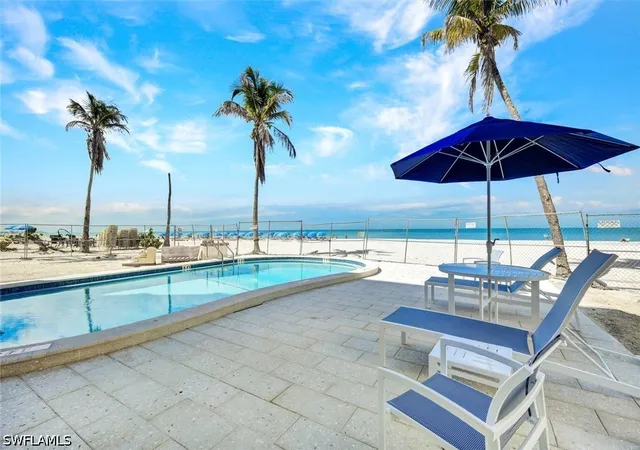 Listing Photo 4 - Condo for sale in building located at 26370 Hickory Blvd, Bonita Springs, FL 34134 - Unit #603