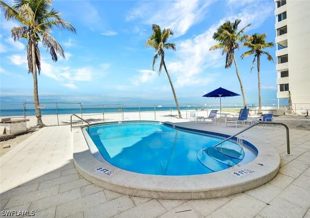 Listing Photo 5 - Condo for sale in building located at 26370 Hickory Blvd, Bonita Springs, FL 34134 - Unit #603