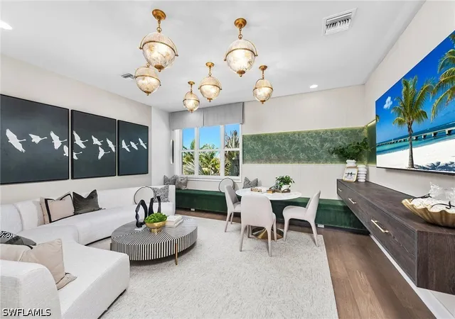 Photo 4 of Sale Pending at 2538 Kingfisher Dr, Naples, FL 34112 | MLS# 226015810 | Listing updated on 2026-08-27
