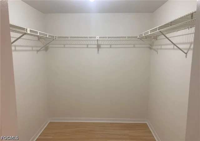 Listing Photo 5 - Condo for sale in building located at 4321 Country Clb Blvd, Cape Coral, FL 33904 - Unit #101