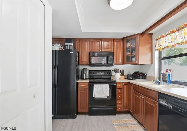 Photo 2 of Sale Pending at 934 Se 25th Lane, Cape Coral, FL 33904 | MLS# 2026018132 | Listing updated on 2026-08-24