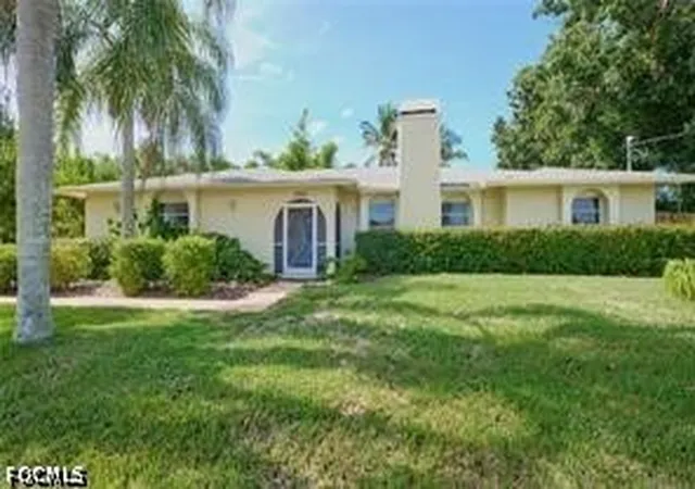 Photo 1 of Single family home for sale at 140 Se 8th Street, Cape Coral, FL 33990 | MLS# 2026018318 | Listing updated on 2026-08-20