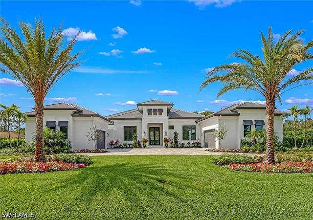 Photo 1 of Sale Pending at 12 Banyan Rd, Naples, FL 34108 | MLS# 226016283 | Listing updated on 2026-08-21